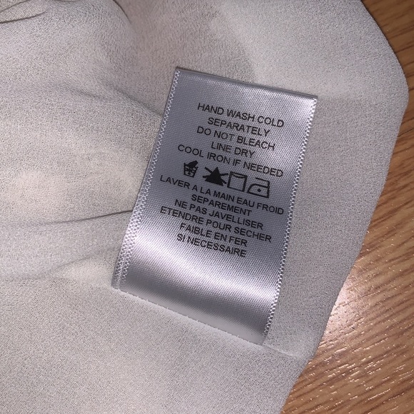 EUC, Ro&De - Ivory Lace Cold Shoulder Top, Size Small - Picture 9 of 10